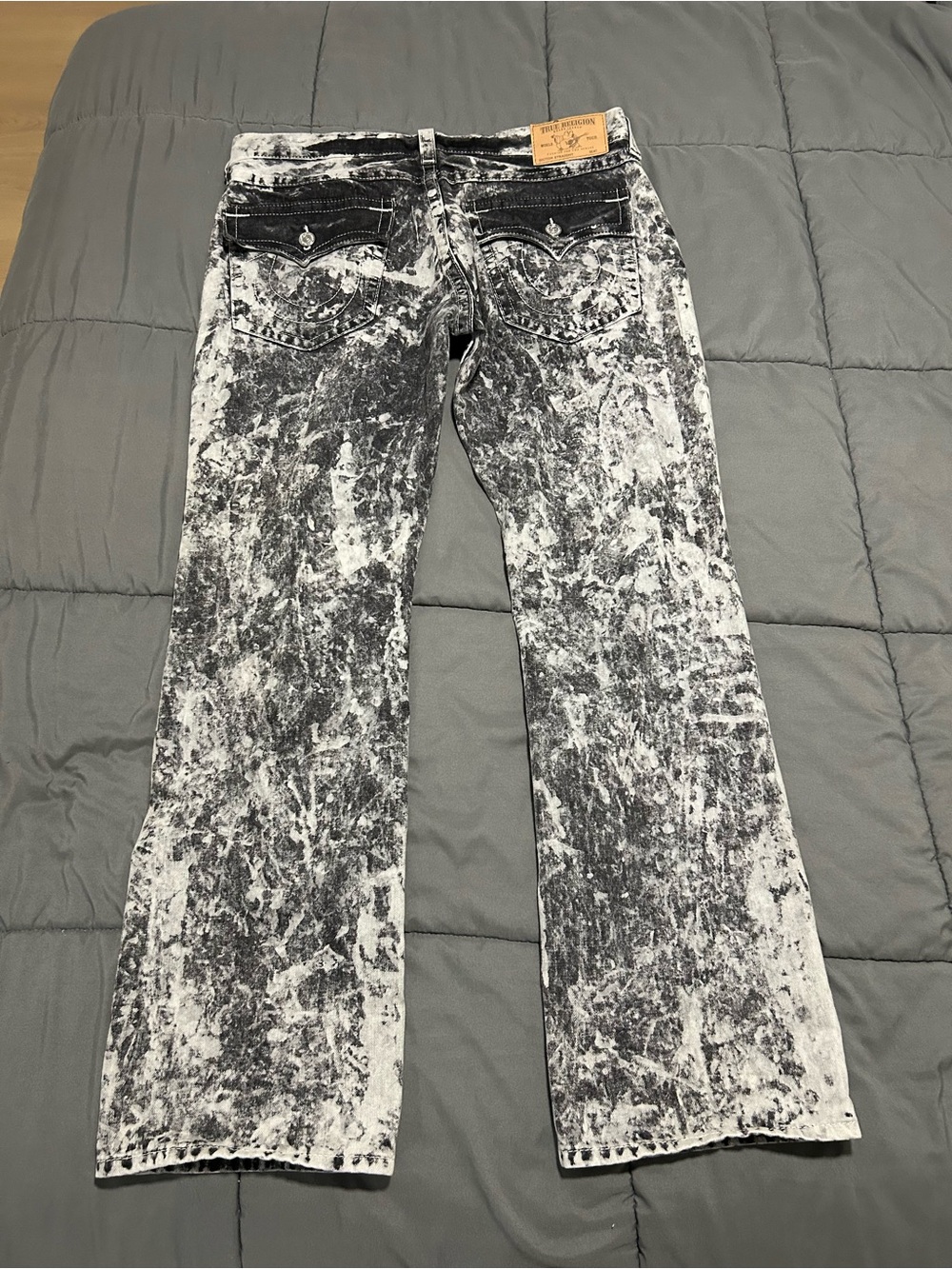 Men’s True Religion Acid Straight Wash Gray & Black Jeans Stylish Denim 38 x 34 - Picture 9 of 11